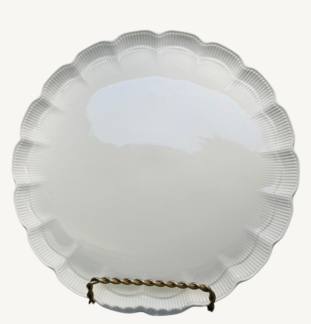 AK Kaiser Romantica All White 13" Round Chop Plate Serving Platter West Germany